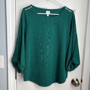 Beautiful Dress Barn 3/4 sleeve top. Size M.  EUC!